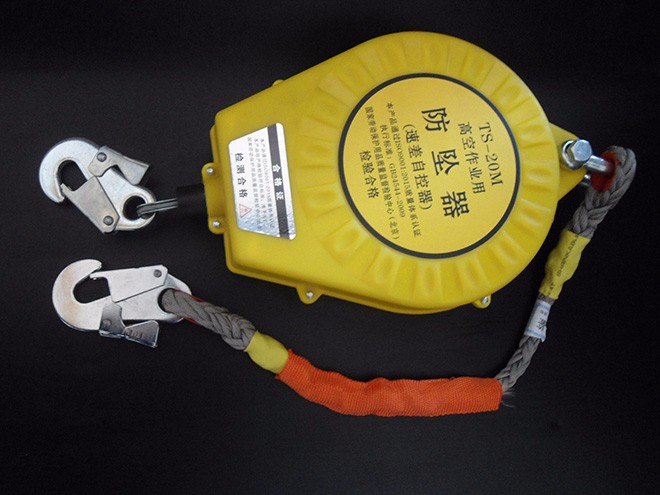 高空作業30米防墜器.jpg 高空作業30米防墜器.jpg